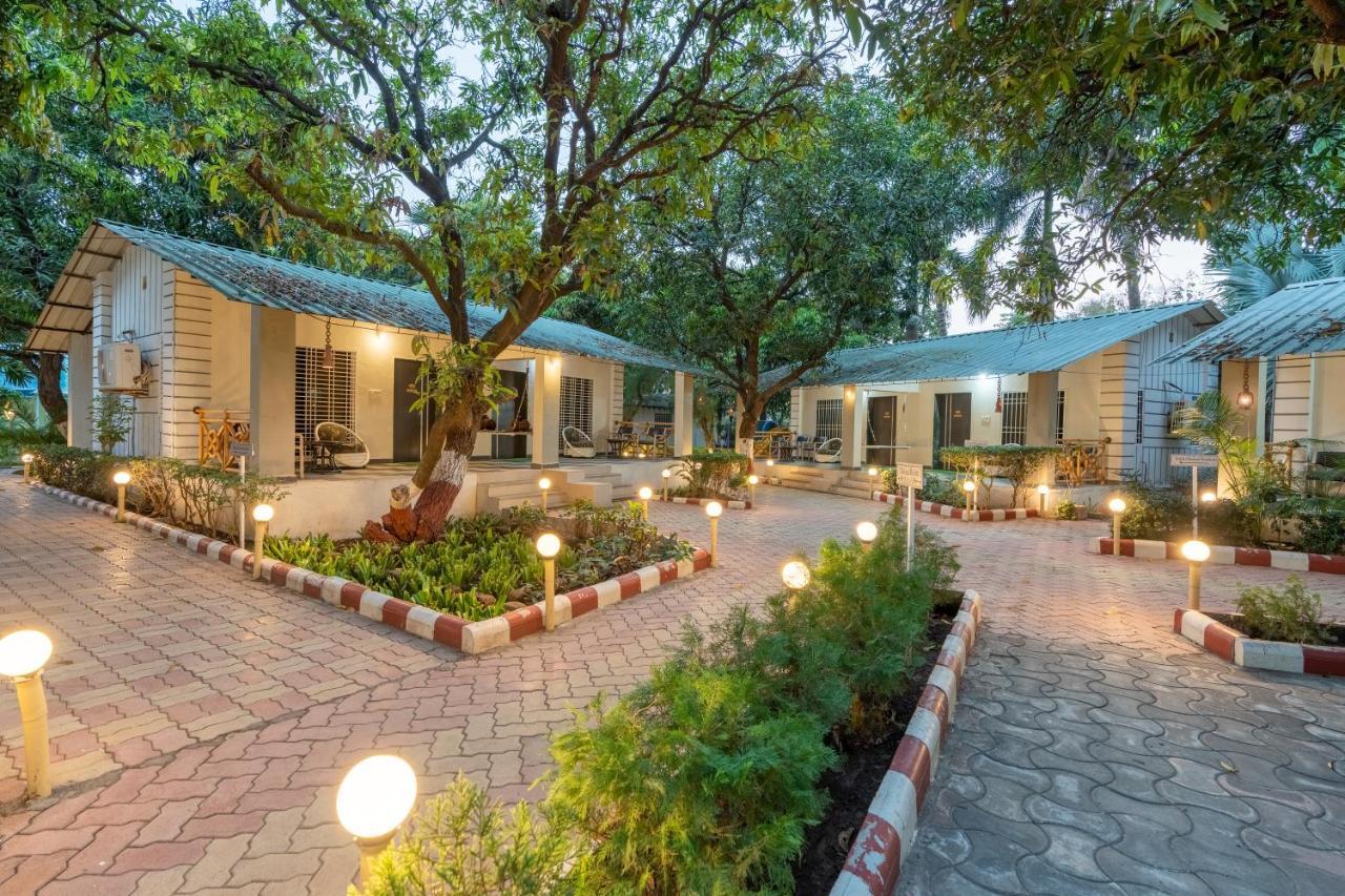 Saavaj Resort, Sasan Gir - Where Wilderness Meets Luxury Екстер'єр фото